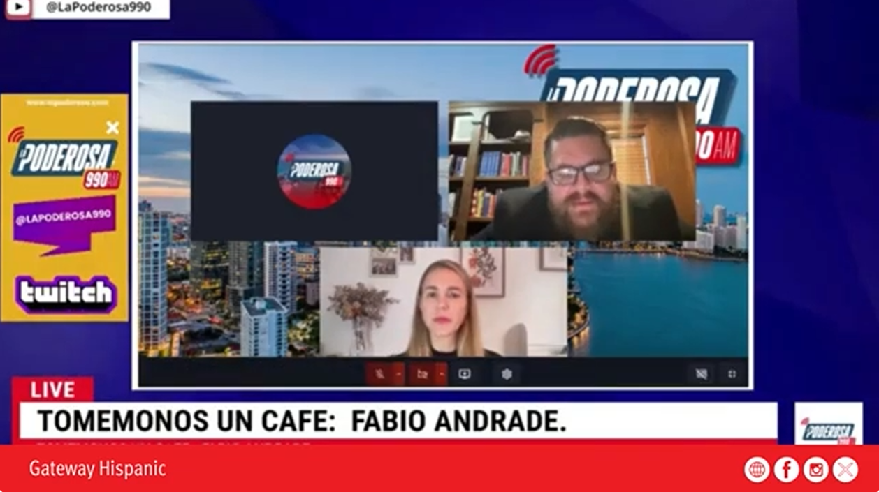 Live broadcast featuring hosts discussing topics on Poderosa 990, with visuals of a city skyline and branding elements from the show.